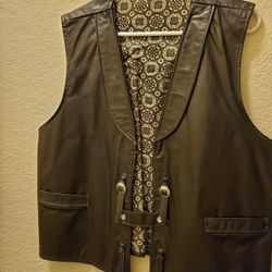 VINTAGE BLACK LEATHER BIKER VEST 