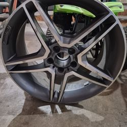 AMG Rear Wheel 19x19.5