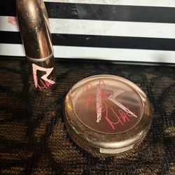 Rihanna Mac set 