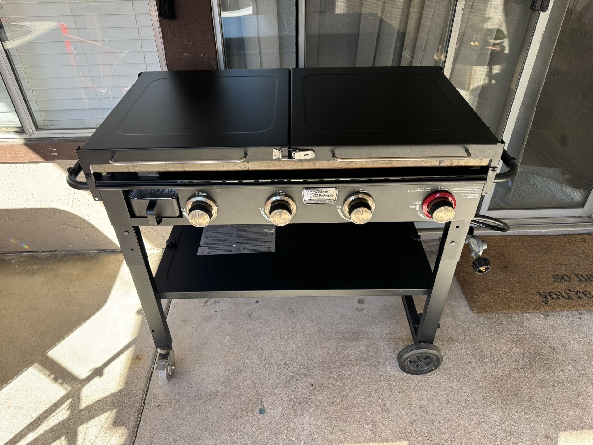 Blue Rhino Razor 4-Burner Propane Flat Top Griddle (Similar to Blackstone)