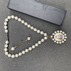 Pearl Necklace