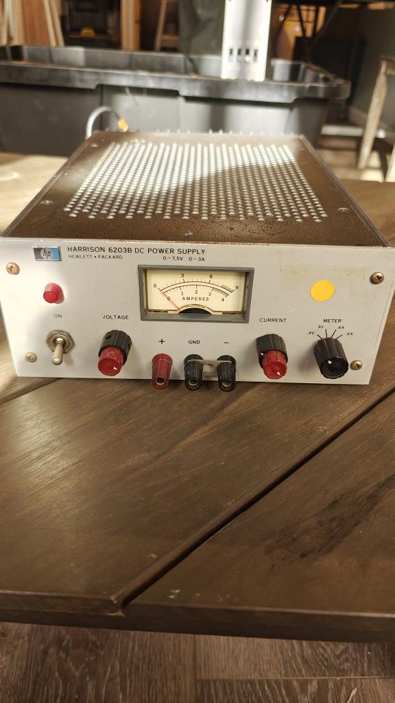 Harrison 6203B DC POWER Supply