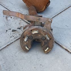 Fifth wheel hitch