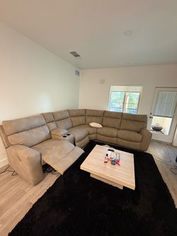 Large Beige Sectional Recliner Couch (BEST OFFER)