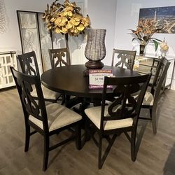 7pc Dining Room Set 