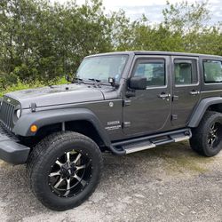 2017 JEEP WRANGLER UNLIMITED SPORT 4WD 3.6L *109K MILES* WARRANTY* FL*  109,000 MILES  WARRANTY INCLUDED  FINANCING AVAILABLE  3.6L V6  AUTOMATIC TRAN
