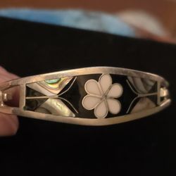 Alpaca Mexico Hinged Bracelet