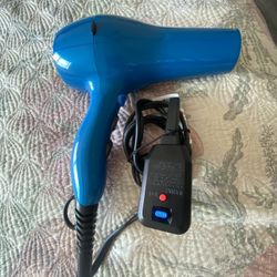 Infiniti Pro hair dryer 