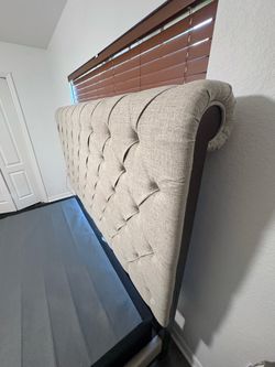 queen size bed Ashley Furniture
