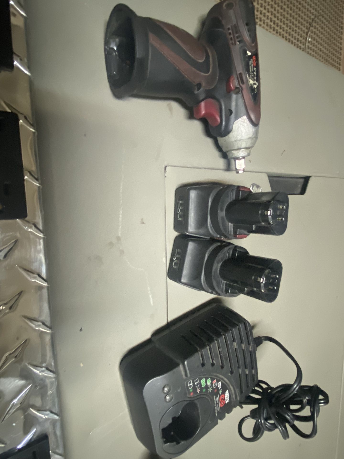 Mac Tools 16v Impact Wrench 3/8