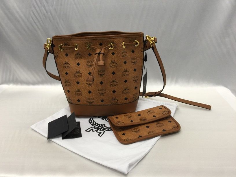 MCM Dessau Drawstring Bag in Visetos Size Medium