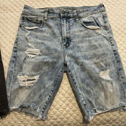 Shorts - American Eagle, NIKE