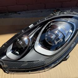 2015-2016-2018 Porsche Macan headlight led LH
