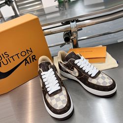 Louis Vuitton Nike Air Force 1 143
