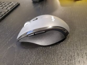Logitech wireless mouse M705