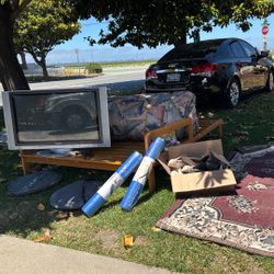 Moving Sale At 850 Central Ave Salinas 7/5&6