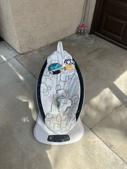4moms MamaRoo Baby Swing