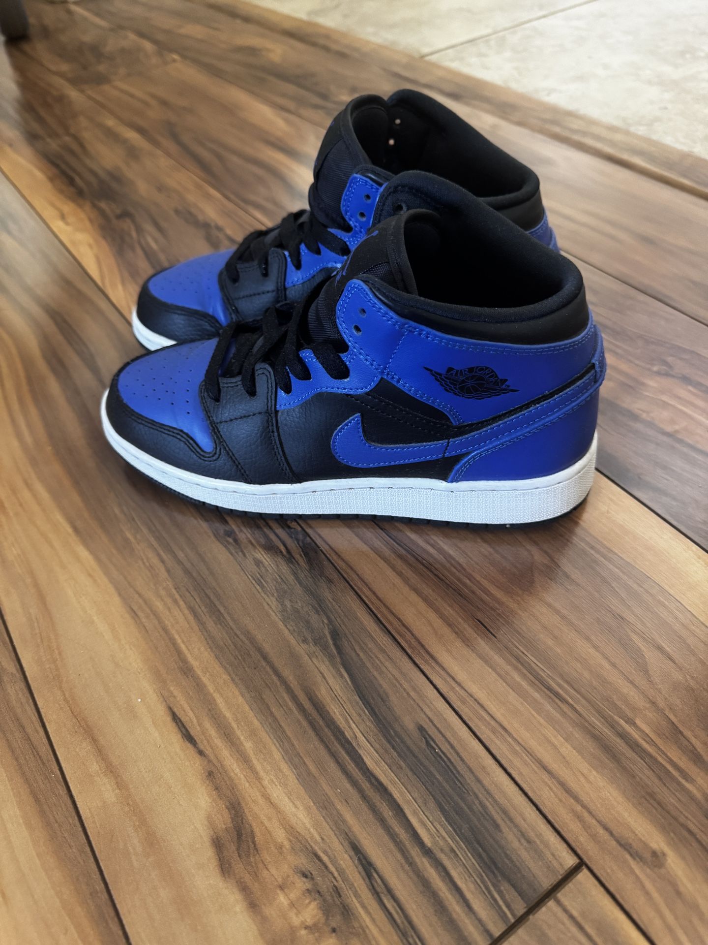 Jordan 1 Mid Youth OBO