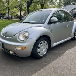 2000 Volkswagen New Beetle