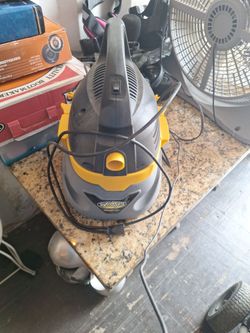 Stinger wet/dry vacumm