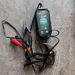 Battery Tender. Barely Used