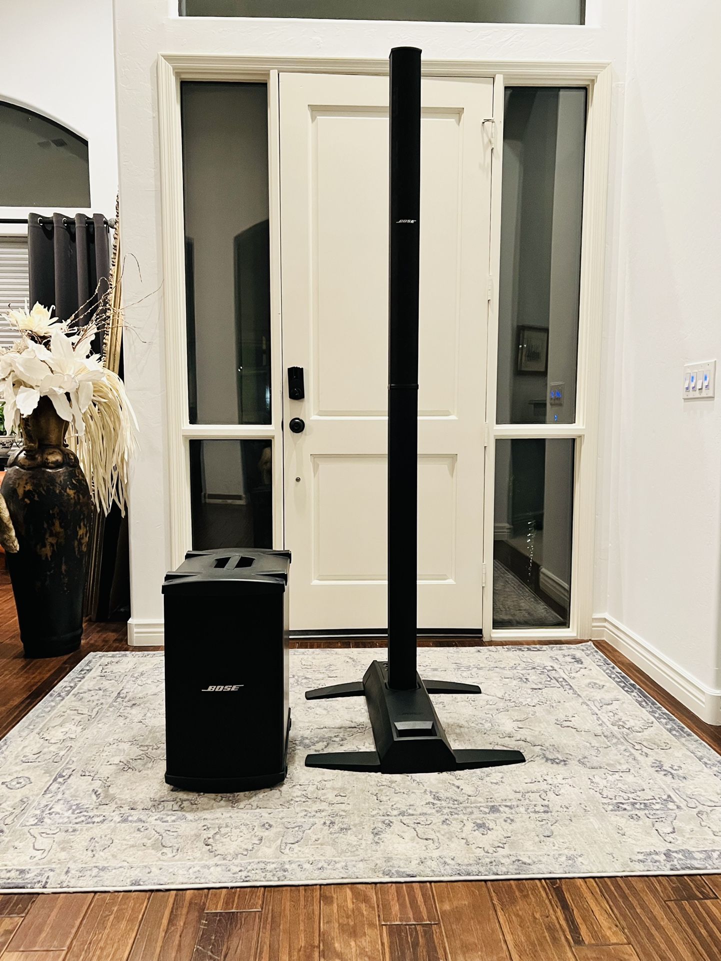 BOSE L1 Model II + B2 Bass Module (speaker array system)