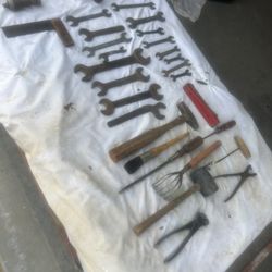 Vintage/antique Tools / Saw