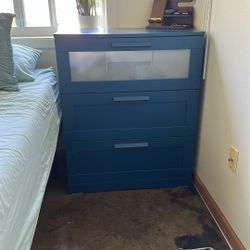 Dresser (3-Level)