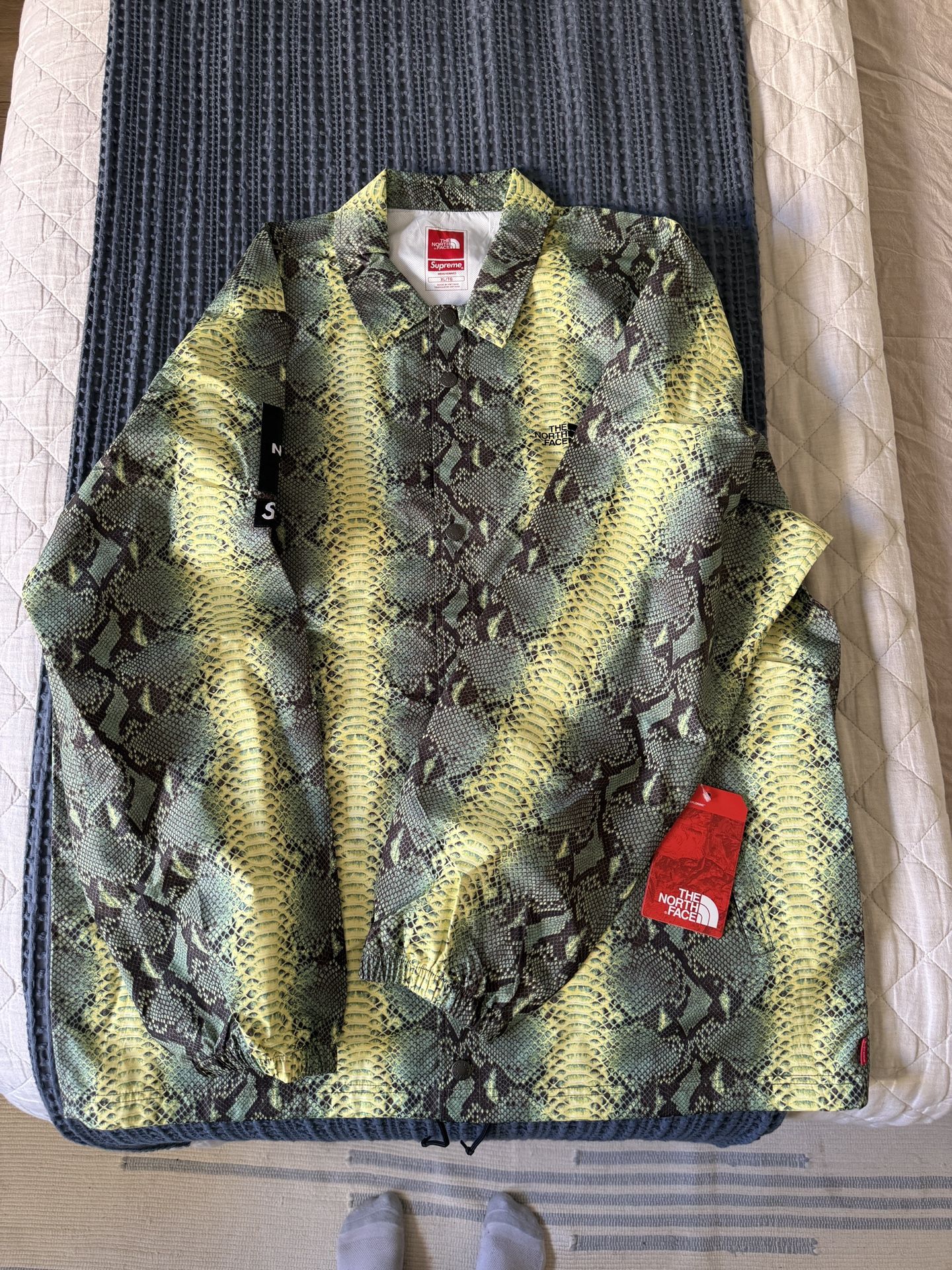 Supreme The North Face Snakeskin Taped Seam Coaches Jacket