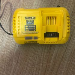 Dewalt Fast Charger