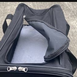 Pets Traveling Luggage 10X18 and 8” Inches Tall🦋