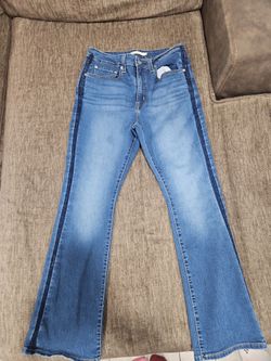 Levi's 725 high rise bootcut jeans
