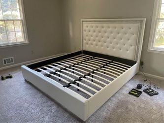 😍 Brand New White King & Queen Size Bedroom Set | Bed, Dresser, Mirror & Nightstand • Mattress | PAY AFTER DELIVERY 🚚