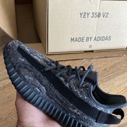 NEW DS Yeezy Boost 350 v2 Dark Salt size 9