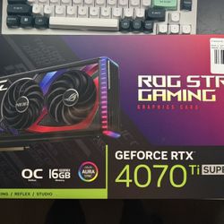 USED -  ROG STRIX 4070 Ti SUPER 16GB