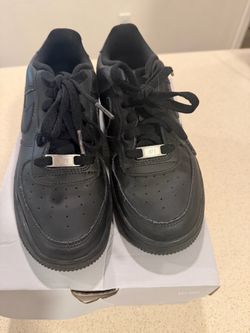Black Nike Air Force