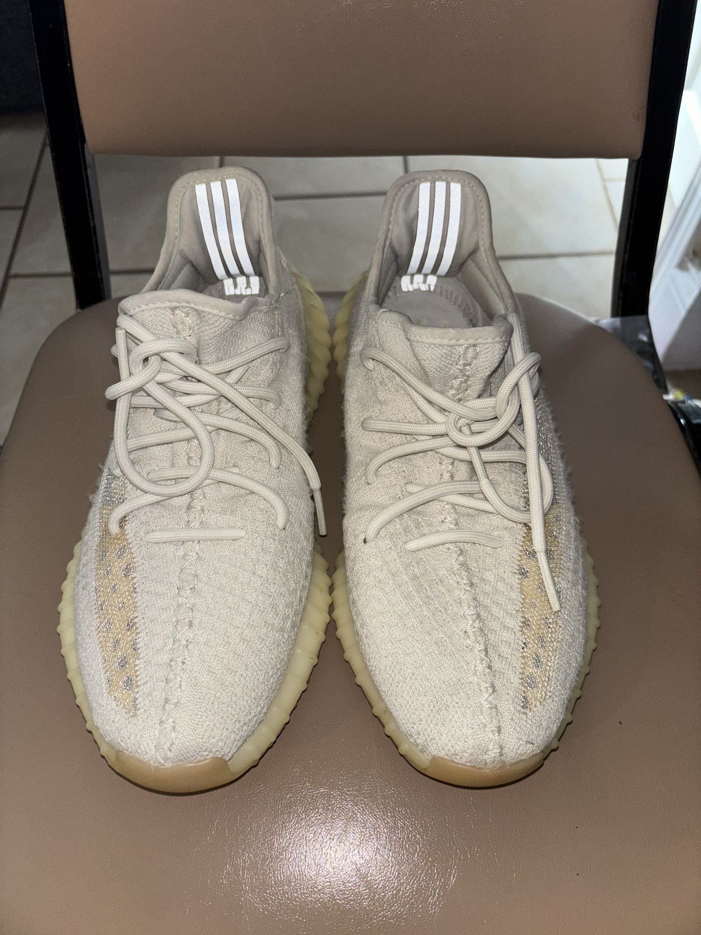 Adidas Yeezy Booost Size 8 1/2