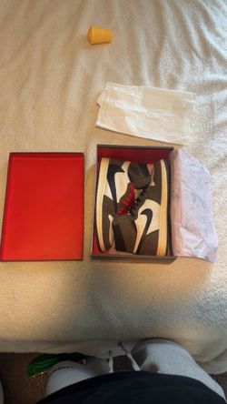 Jordan 1 high Travis Scott Mocha
