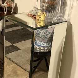 Glass Mirror Plant Stand