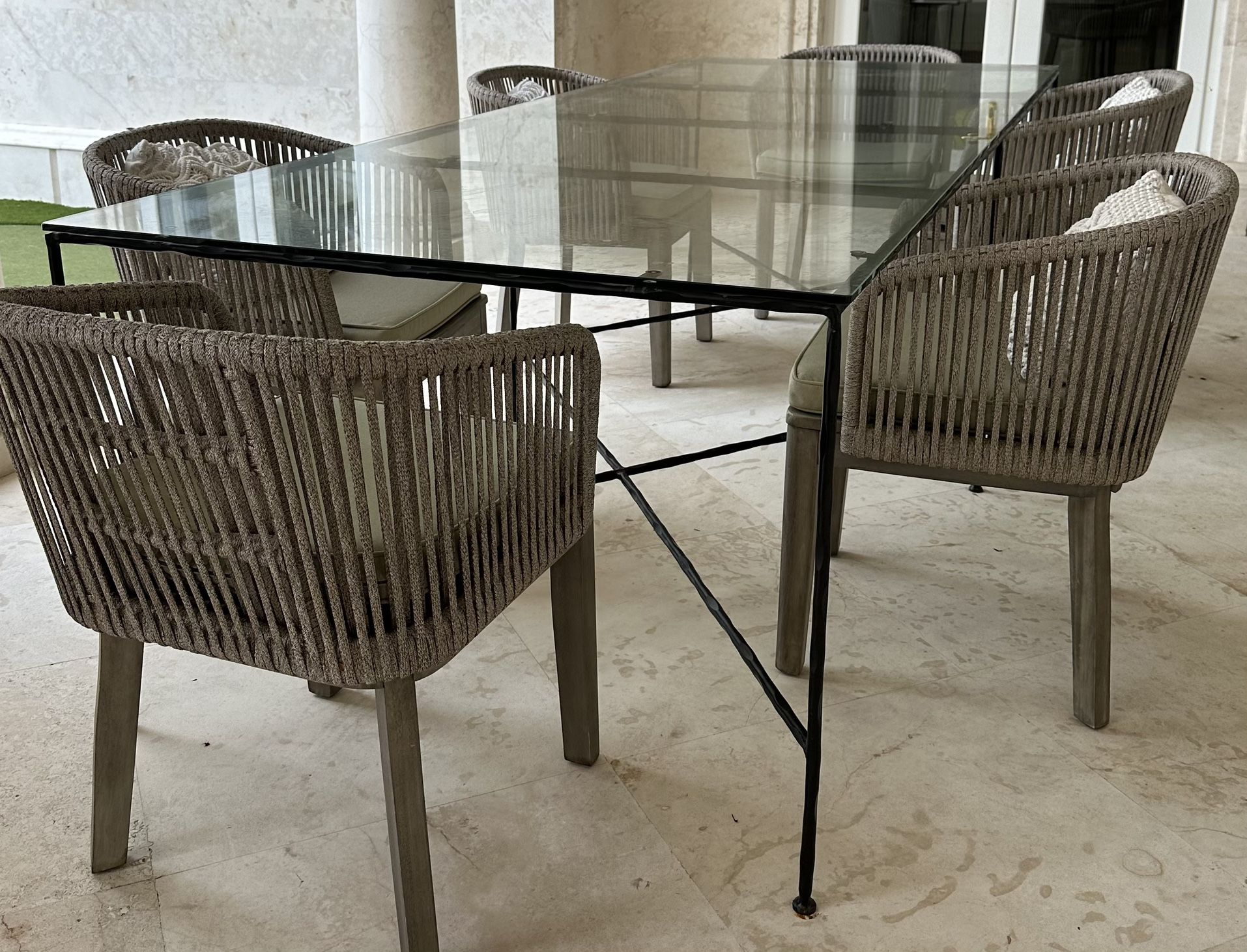 Glass Dining Table – Minimalist Design