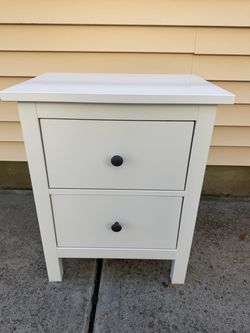 IKEA HEMNES 2-Drawer Chest/ Nightstand - White
