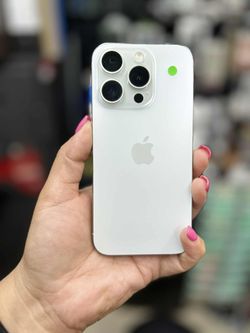 iPhone 15 Pro UNLOCKED 128GB