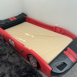 Delta Children Race Car Twin Bed, Red