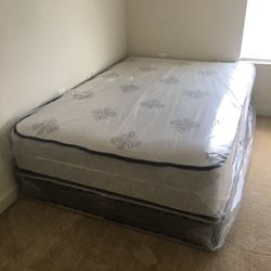 Queen Mattress Come With Free Box Spring - Same Day Delivery 