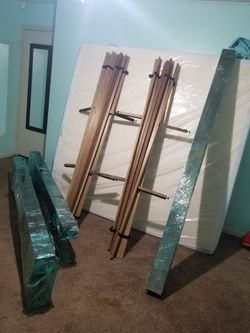 King Frame Bed,solid Wood