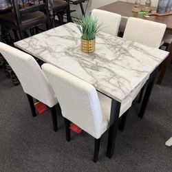 Dining Table With 4 Chairs 