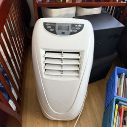 Global Air YPL3-10C 10,000-BTU 3 in 1 Portable Air Conditioner with Dehumidifier, Fan and Remote