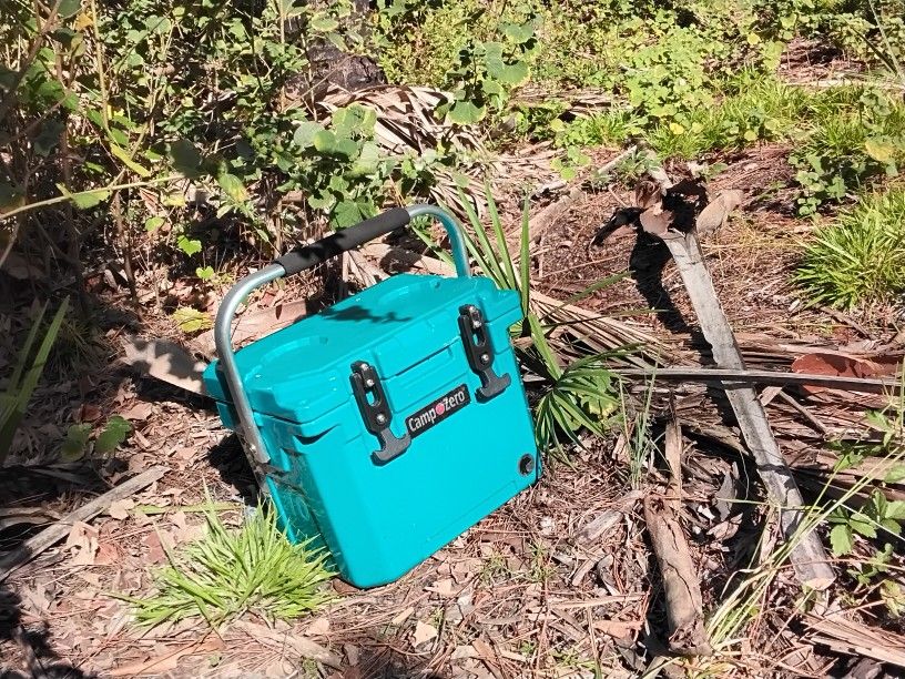 CAMP-ZERO 12L-12.6 Quart Portable Hard Cooler Ice Chest