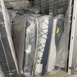 Delivery Available-King 🤴Queen  👑, & Twin  NEW Matresses -Best Prices Anywhere!