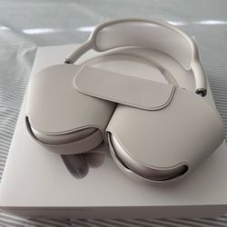 Brand new Apple iPod, Airmax headphones